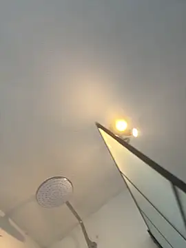 lucyxoxq Live Chatraum