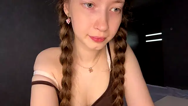 Emily_Mur_ লাইভ চ্যাট রুম