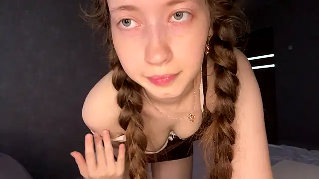 Živá chatovací místnost Emily_Mur_
