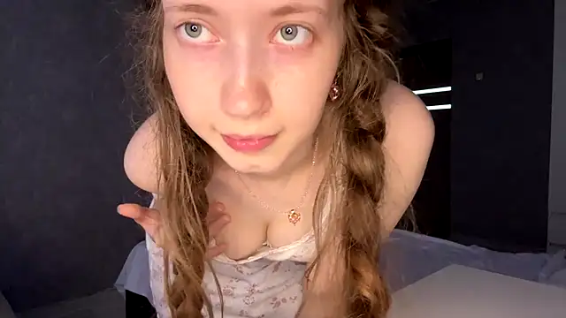 غرفة دردشة Emily_Mur_ المباشرة