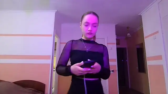 Phòng Chat Trực Tiếp JulianeHedgpeth