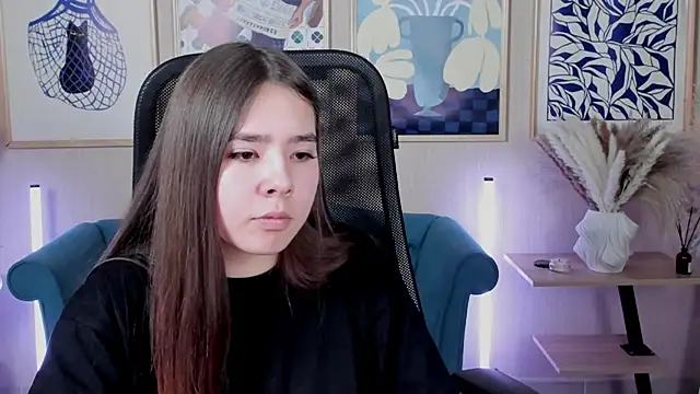 חדר צ'אט בשידור חי של SayaHeartnet