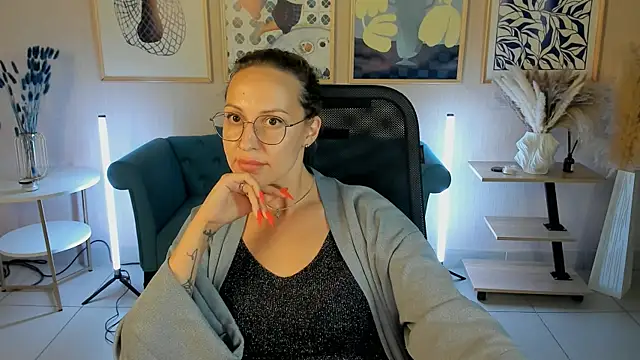 Živá chatovací místnost Charlotte_Hudson
