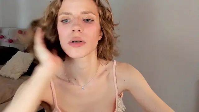 imogensy élő chatszobája