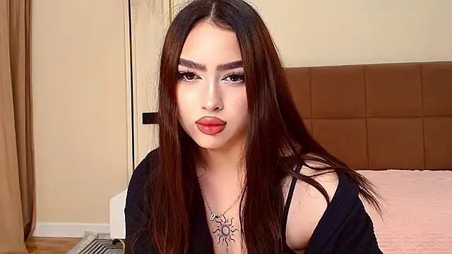 Pokój czatu na żywo – maddie_perezz