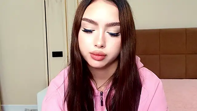 maddie_perezz 실시간 채팅방