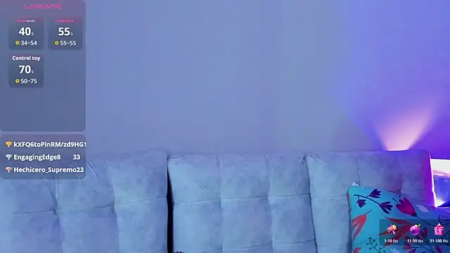 חדר צ'אט בשידור חי של Helena_Cortez