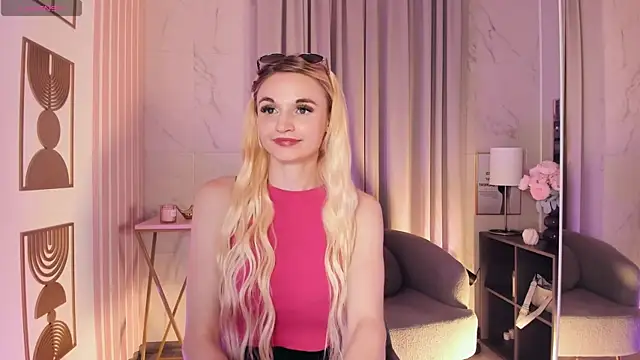 غرفة دردشة Mila__Lux المباشرة