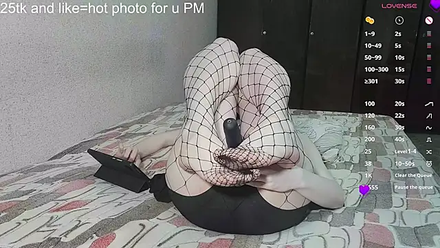 SeXLenaX élő chatszobája