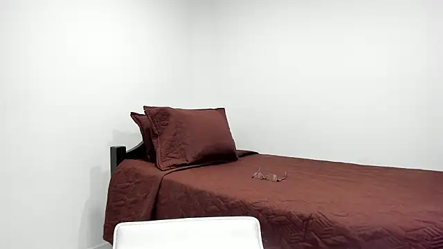 Ms_Amada – live chatrum