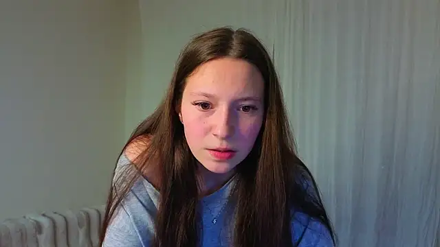 nivorelle Adlı Modelin Canlı Sohbet Odası