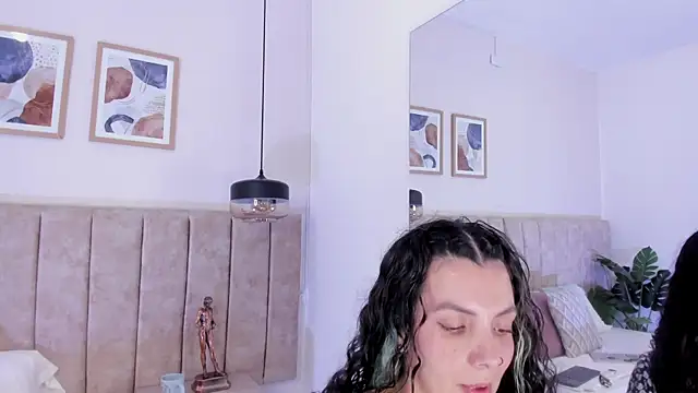 Živá chatovací místnost DinahCarter