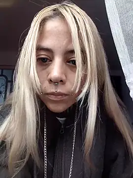 sofigirlgold's Live Chat Room