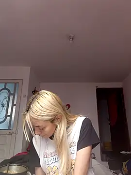 sofigirlgold's Live Chat Room