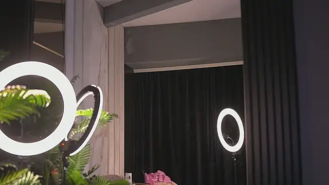 CamillaStarrX 现场聊天室