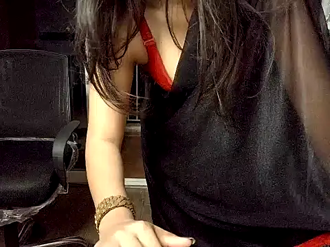 Sala de chat en directo de Yalinaa07