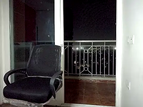 Sala de chat ao vivo de Yalinaa07