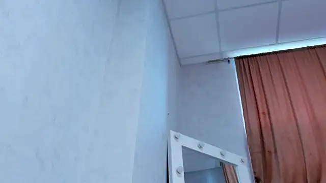 Sala de chat ao vivo de Ayleen_Gece