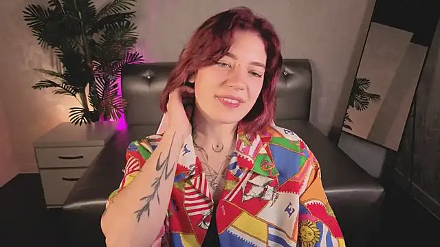 Nikki_Gringer – live chatrum