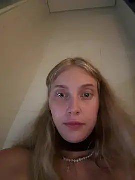 Živá chatovací místnost onlyjolyn