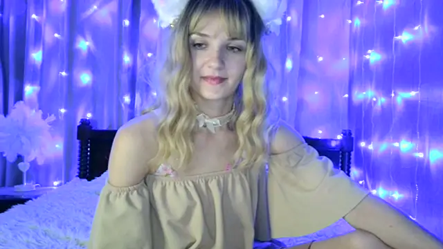 Sofi_Sun_Ray Adlı Modelin Canlı Sohbet Odası