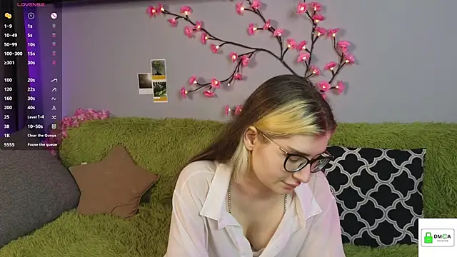 HellyCherry live-chat rom