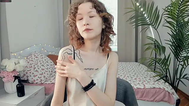 חדר צ'אט בשידור חי של EstellaZion