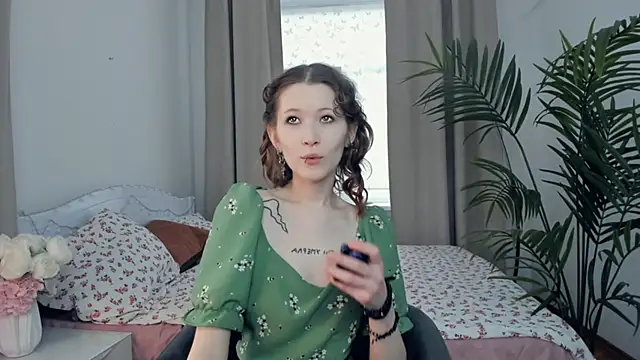 EstellaZion live-chat rom