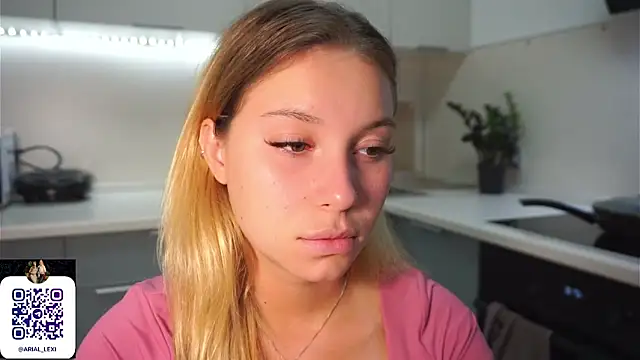Sairallyn Ruang Obrolan Langsung