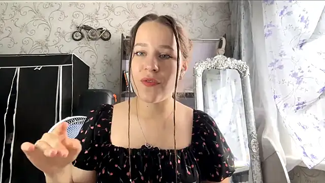 חדר צ'אט בשידור חי של KathyrnEdmison