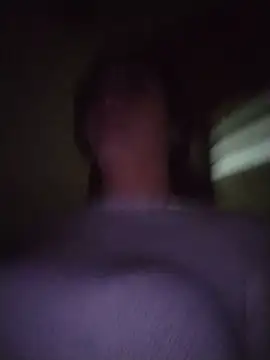 Mia_Collings1のライブチャ ットルーム