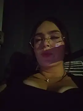 Mia_Collings1n Live chat-huone