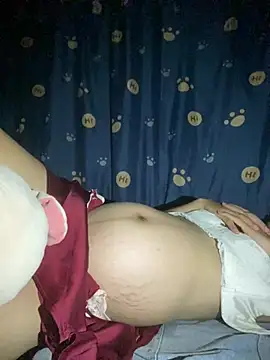 Linna-cute Adlı Modelin Canlı Sohbet Odası
