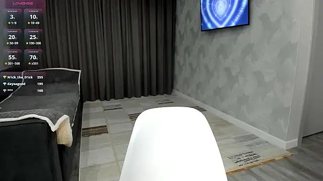 adelinya Adlı Modelin Canlı Sohbet Odası