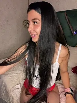 Megan_pink18 Adlı Modelin Canlı Sohbet Odası