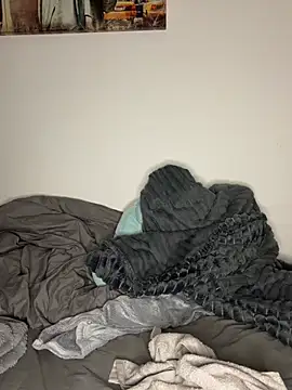 Chat soba uživo modela Aleshared_