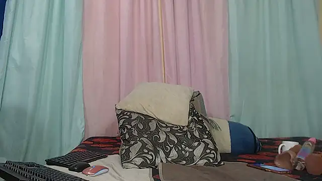 DonatelaHotCouple Live chatroom