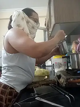 Živá chatovací místnost SkyAndRon