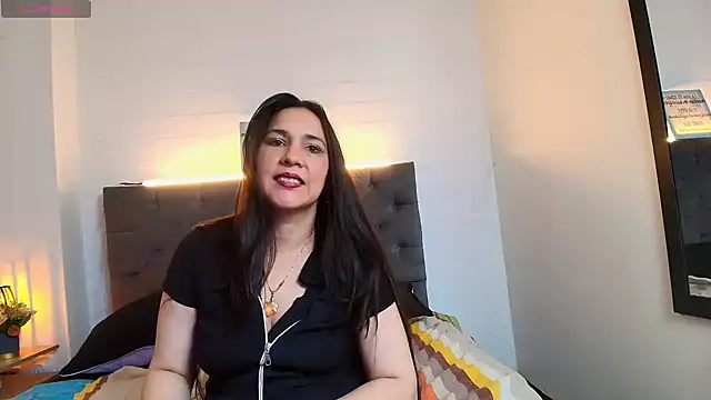 Rossy_Marks élő chatszobája