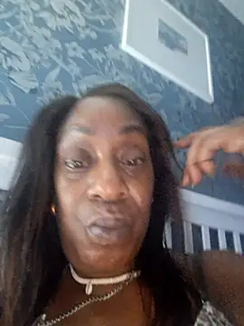 EbonyBlue-xn Live chat-huone