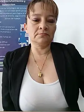 Živá chatovací místnost KAREN--03