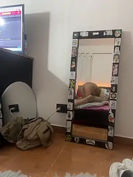 ladyandnico Adlı Modelin Canlı Sohbet Odası