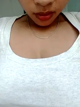Chat ao vivo de Mirra-a