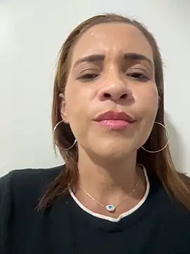 Show de sexo ao vivo de intact_w