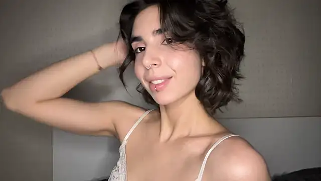 ห้องแชทสดของ JessiaRuezga