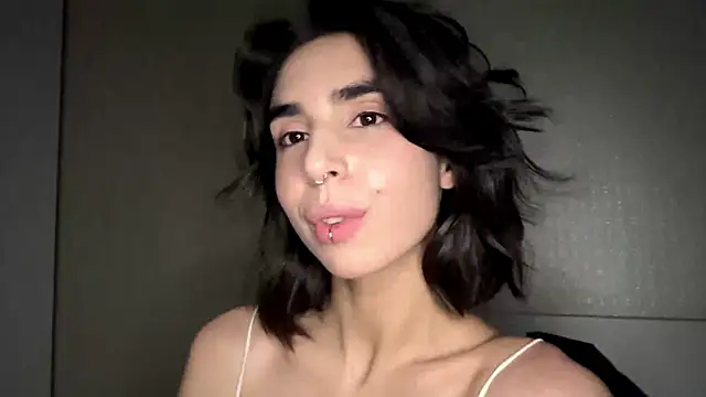 JessiaRuezga – Naživo chatovacia miestnosť