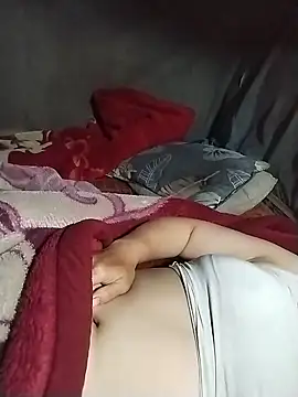 Chat soba uživo modela Caily-ly