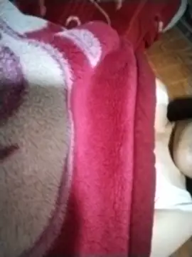 Caily-ly Adlı Modelin Canlı Sohbet Odası