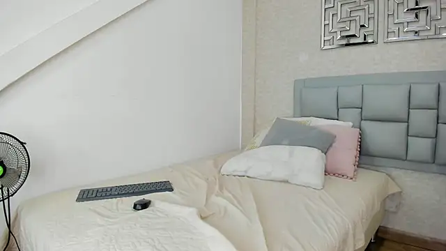 luna25__ Cameră chat live