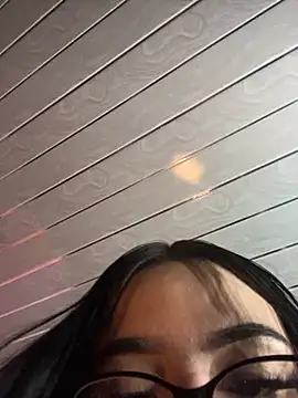 Chat soba uživo modela Lana_Hands